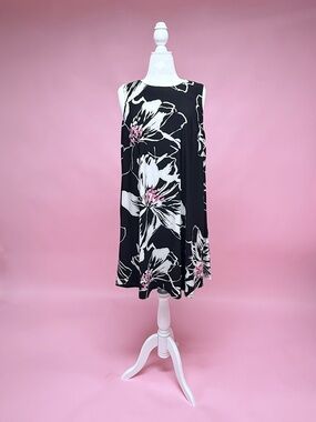 Anne Klein Sleeveless Black Floral Swing Dress with Pink Accents